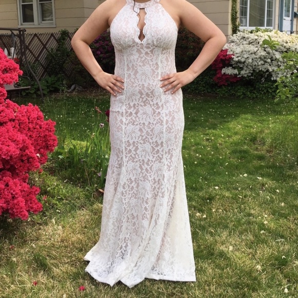 White Lace Prom Dress With Glitter Halter Keyhole - Picture 2 of 3